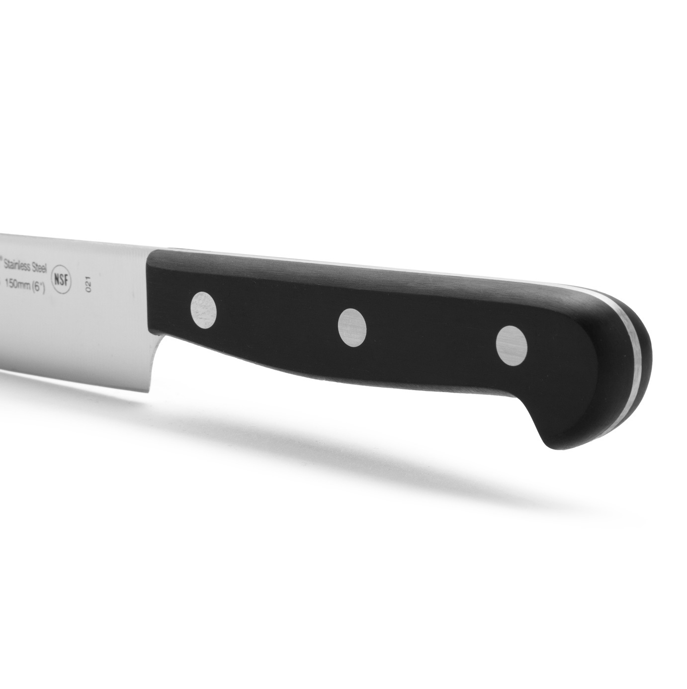 Arcos Universal 150 mm chef's knife with black polyoxymethylene handle