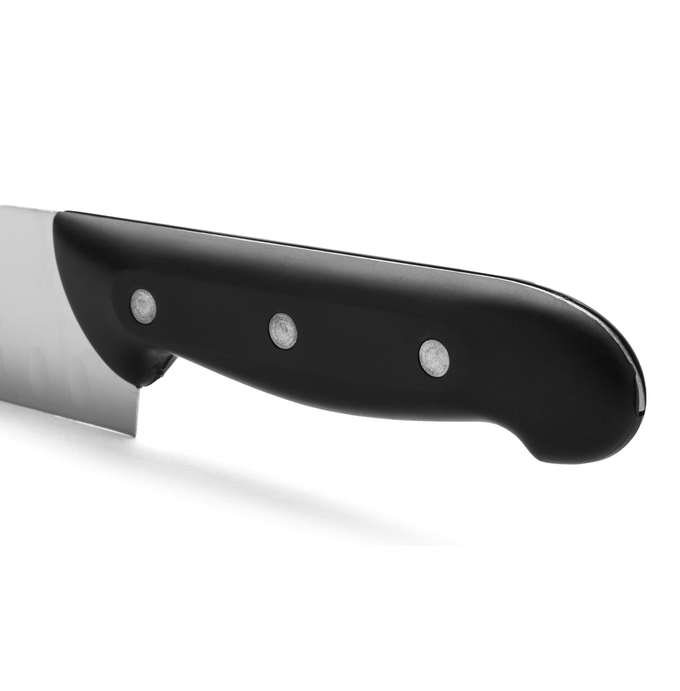Arcos Maitre santoku knife with black polypropylene handle and 170 mm blade
